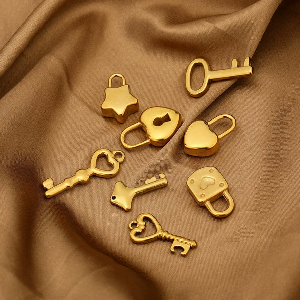 Metal Hollow Love Key Peach Heart Concentric Padlock Pendant Couple Necklace Diy Jewelry Accessories Electroplated