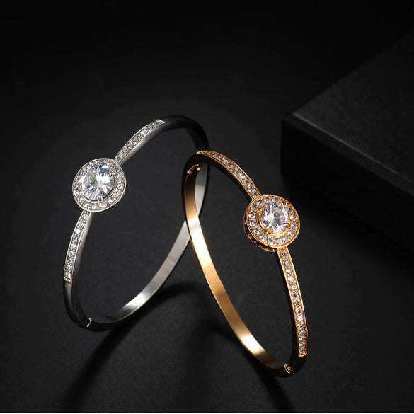 Metal Natural Style Diamond Gypsophila Round Women's Electroplated Bracelet