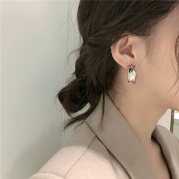 Metal Needle Design Pleated Geometric Electroplated Women's Earrings