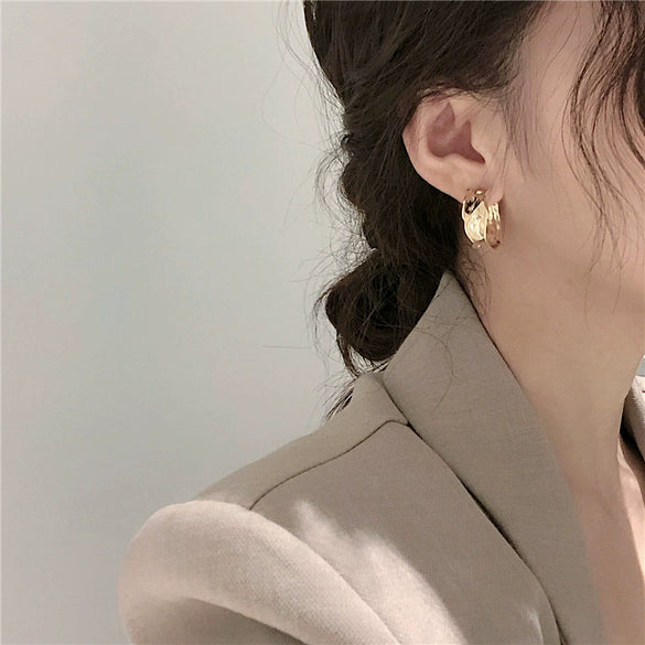 Metal Needle Design Pleated Geometric Electroplated Women's Earrings