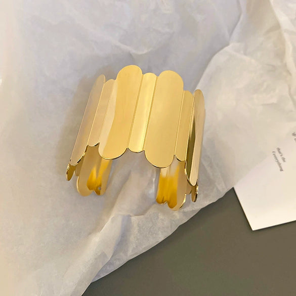 Metal Open Bracelet With Geometric And Plant Flowers Pattern Electroplated Simple Exaggerated Personality Jewelry