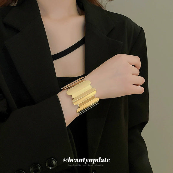 Metal Open Bracelet With Geometric And Plant Flowers Pattern Electroplated Simple Exaggerated Personality Jewelry