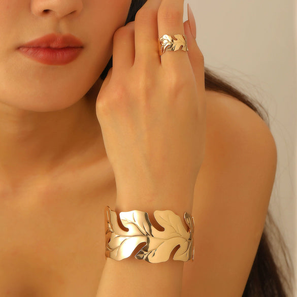 Metal Open Leaf Design Women's Bracelet Ring Jewelry Set With Electroplating