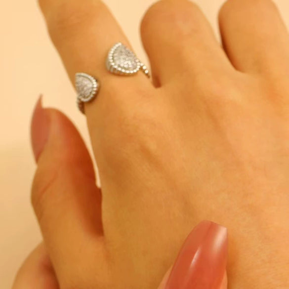 Metal Open Leaf Design Women's Bracelet Ring Jewelry Set With Electroplating