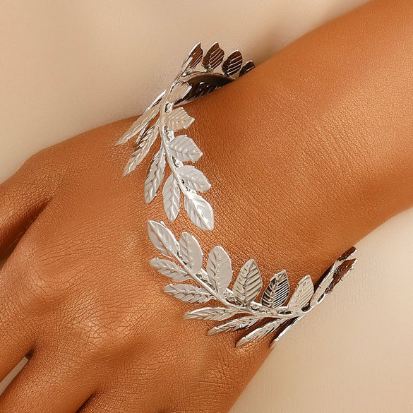 Metal Open Leaf Design Women's Bracelet Ring Jewelry Set With Electroplating