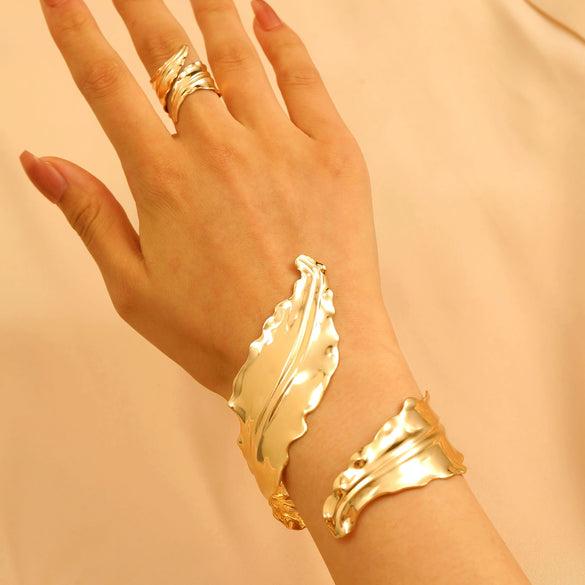 Metal Open Leaf Design Women's Bracelet Ring Jewelry Set With Electroplating