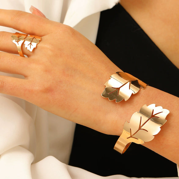 Metal Open Leaf Design Women's Bracelet Ring Jewelry Set With Electroplating