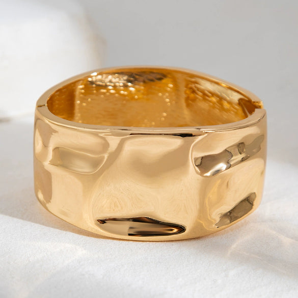Metal Pleated Electroplated Geometry Bracelet For Women