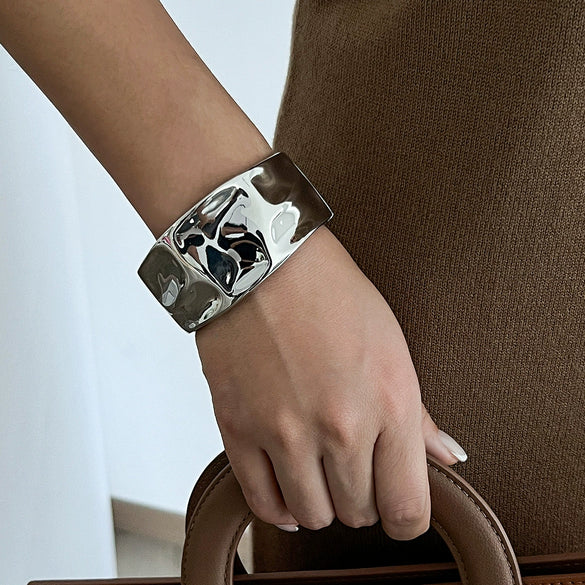 Metal Pleated Punk Geometric Electroplated Bracelet For Women