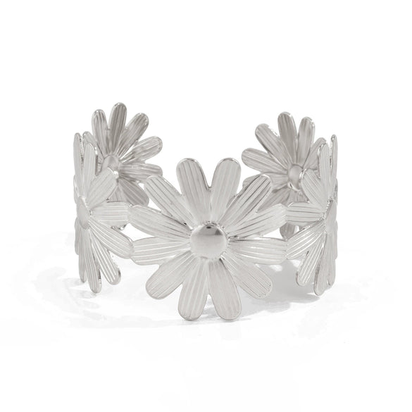 Metal Retro Exaggerated Flower Open Bracelet For Women With Electroplating