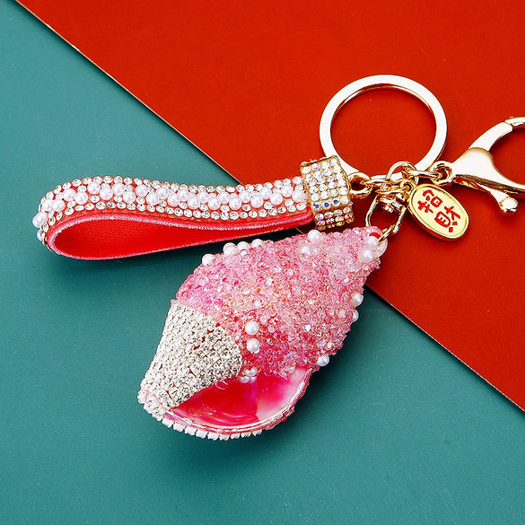 Metal Shell Pearl Conch Car Keychain With Diamond Encrustment For Men And Women As Bag Pendant And Gift