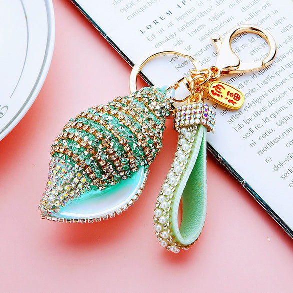 Metal Shell Pearl Conch Car Keychain With Diamond Encrustment For Men And Women As Bag Pendant And Gift