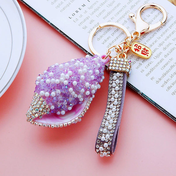 Metal Shell Pearl Conch Car Keychain With Diamond Encrustment For Men And Women As Bag Pendant And Gift
