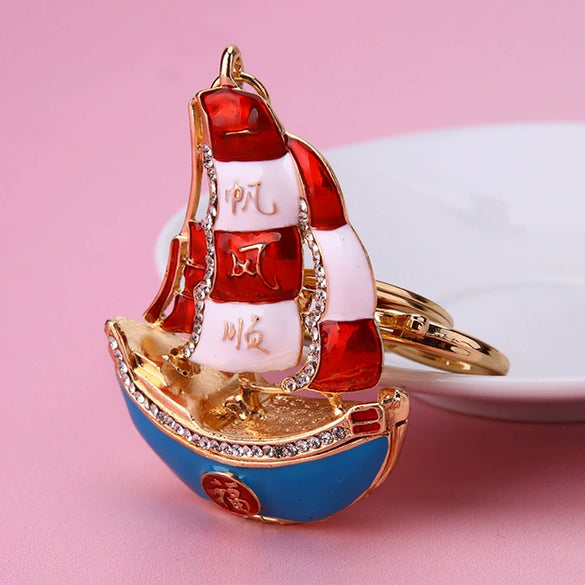 Metal Small Fish Shaped Keychain For Women As Gift