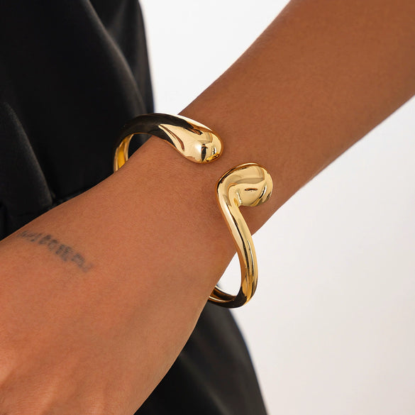 Metal Smooth Water Drop Hug Bracelet Electroplated Fashion Ins Style Spring Buckle Open