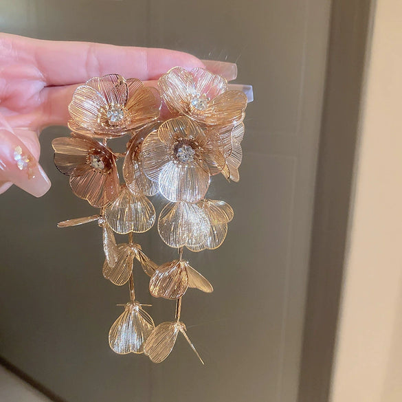 Metal Tassel Earrings With Flower Pattern Electroplated In Silver Needle Style Fashion Light Luxury Cold Retro Allmatch Highend For Women