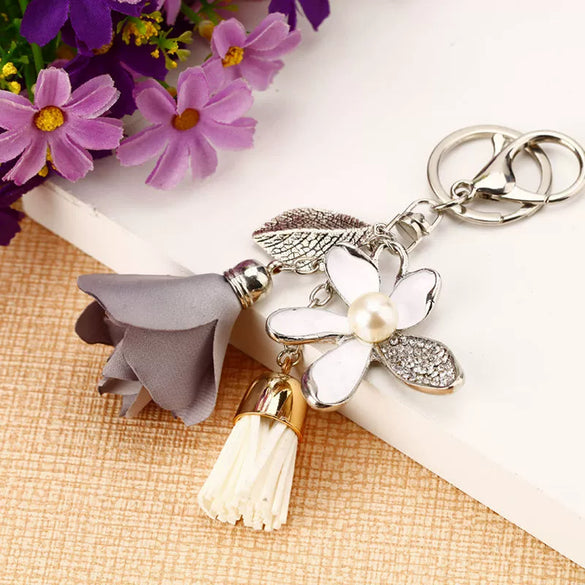 Metal Tulip Car Keychain And Bag Pendant For Female Cute Small Gift
