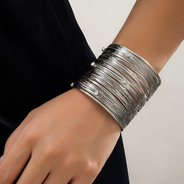 Metal Wide Open Geometric Line Rhinestone Punk Bracelet For Women With Electroplating