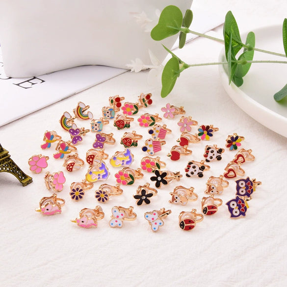 Metal Women's Ear Clip Set With Flowers Love Design And Dripping Oil Process Featuring Daisy Butterfly And Other Patterns