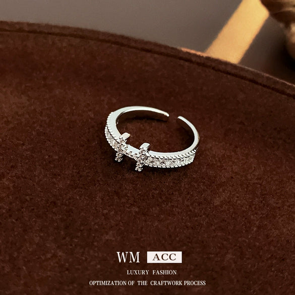 Metal Zircon Pig Nose Open Ring Women's Hand Jewelry Light Luxury Design