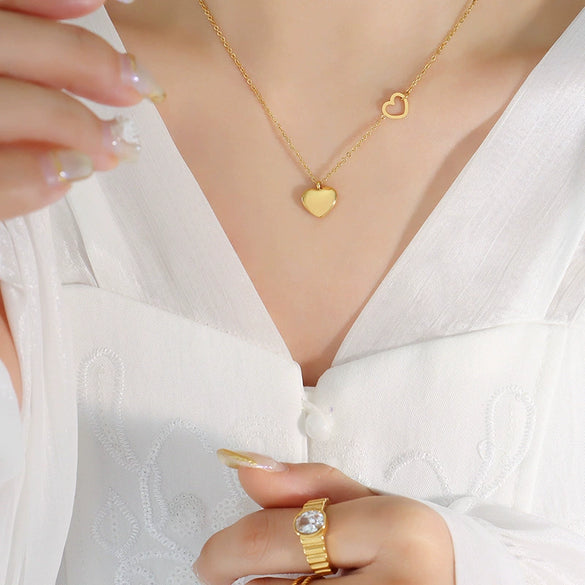 Mini Double Heart Love Necklace For Women Titanium Steel With 18K Gold Plated Electroplating All Match Clavicle Chain