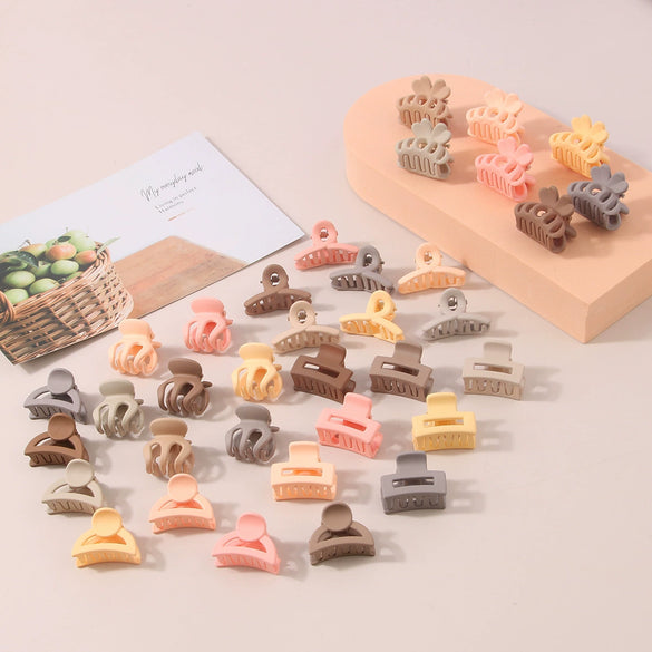 Mini Hair Clips For Women Plastic Resin Geometric Baking Paint Style For Summer