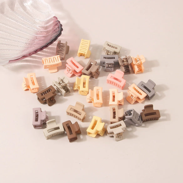 Mini Hair Clips For Women Plastic Resin Geometric Baking Paint Style For Summer