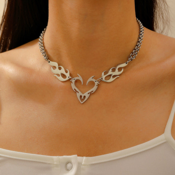 Mini Heart Shape Copper Retro Jewelry Necklace With Electroplating