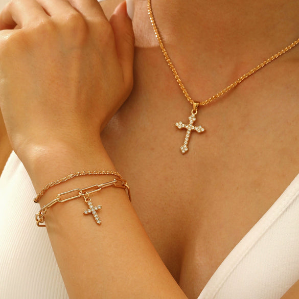 Minimalist Alloy Cross Pendant Necklace Set With Electroplating Water Wave Chain For Women