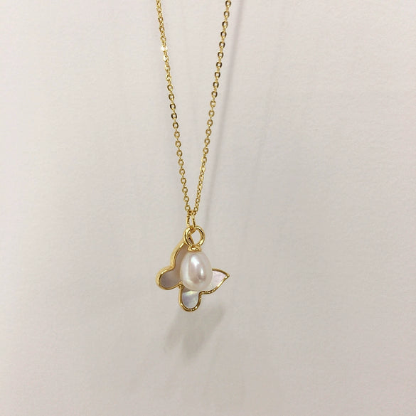 Minimalist Freshwater Pearl And Copper Pendant Jewelry With Butterfly Design Rice And Droplet Shapes