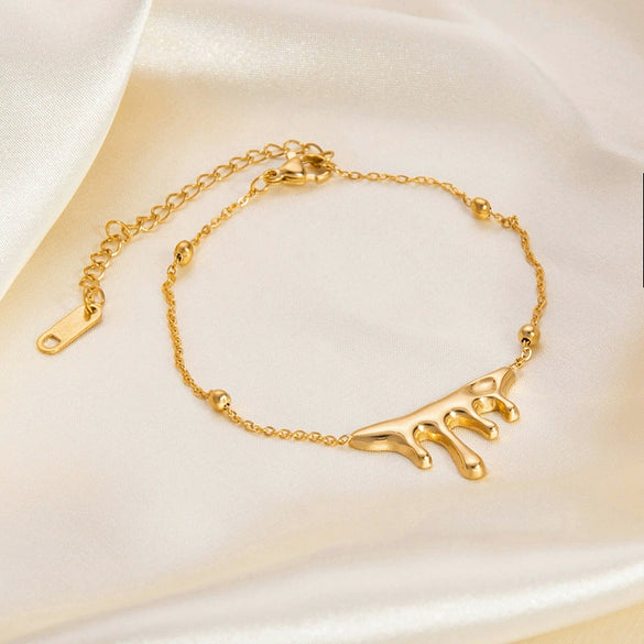 Minimalist Geometric Heartshaped Stainless Steel 18K Goldplated Bracelet Jewelry For Women