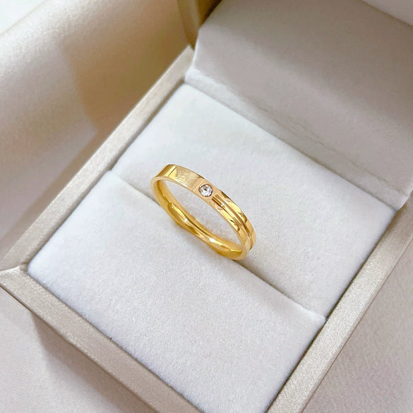 Minimalist Geometric Titanium Steel Crown Ring Unisex Polished