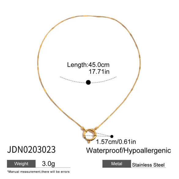 Minimalist Light Luxury Niche Women's Titanium Steel And Stainless Steel Necklace With Geometric Pattern And Electroplating Design And Sailor Clasp