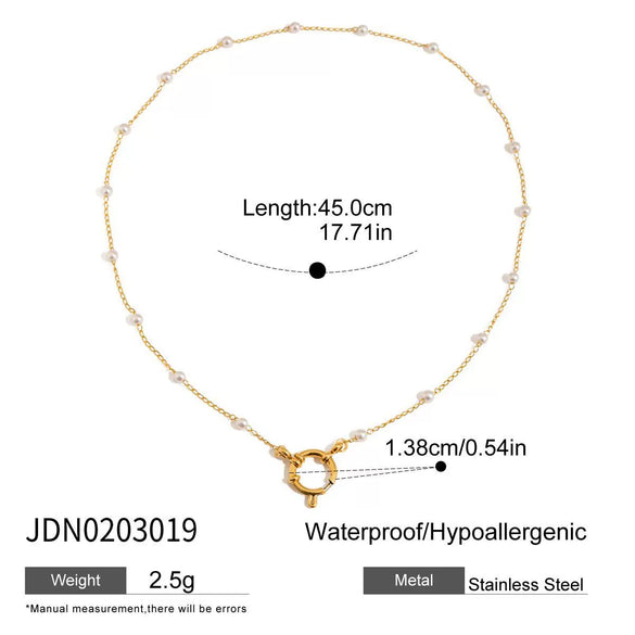 Minimalist Light Luxury Niche Women's Titanium Steel And Stainless Steel Necklace With Geometric Pattern And Electroplating Design And Sailor Clasp