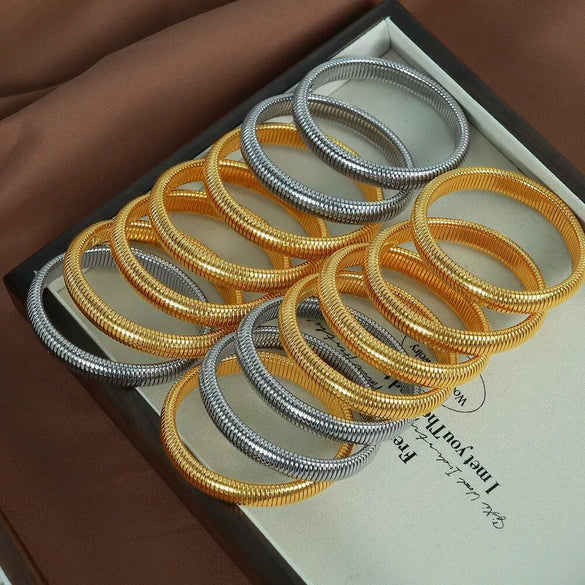 Minimalist Stainless Steel Elastic Ring Bracelet Titanium Steel Plated 18K Gold Striped Bracelet