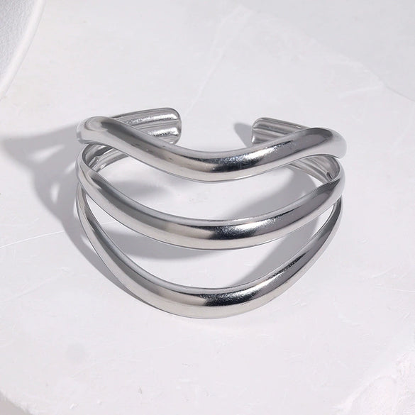 Minimalist Stainless Steel Open Bracelet For Women With Bold Geometric Design And Electroplated Finish