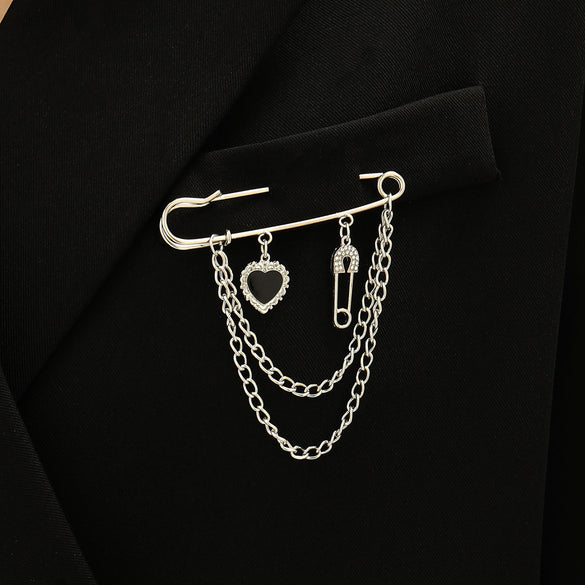 Minimalist Unisex Punk Hip Hop Heart Shaped Alloy Brooch With Paperclip Chain And Electroplating Process