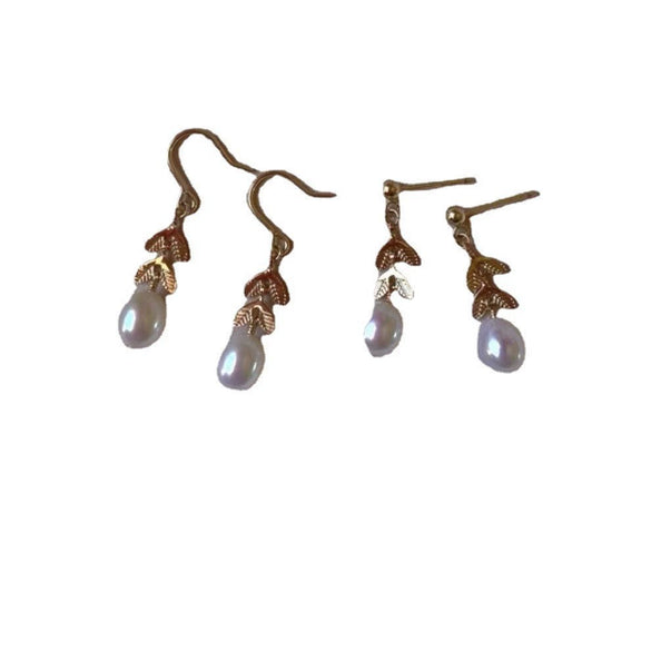 Minimalist Women's Earrings With Natural Freshwater Pearls And Imported 14K Gold In Droplet Shape
