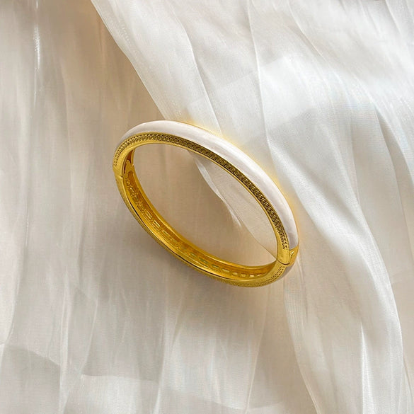 Modern Minimalist Plated Bracelet For Men And Women Versatile Fashion Jewelry Accessory