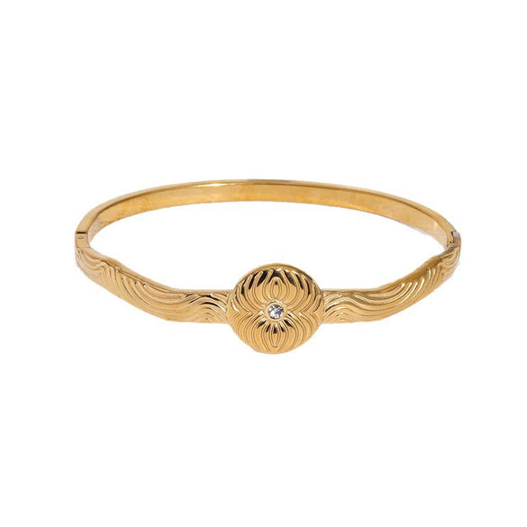 Modern Minimalist Stainless Steel Bracelet For Women With Gold Electroplated Striped Geometric Round Design