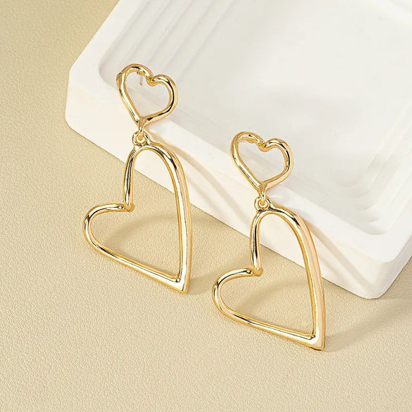 Modern Style Heart Shape Alloy Women'S Drop Earrings