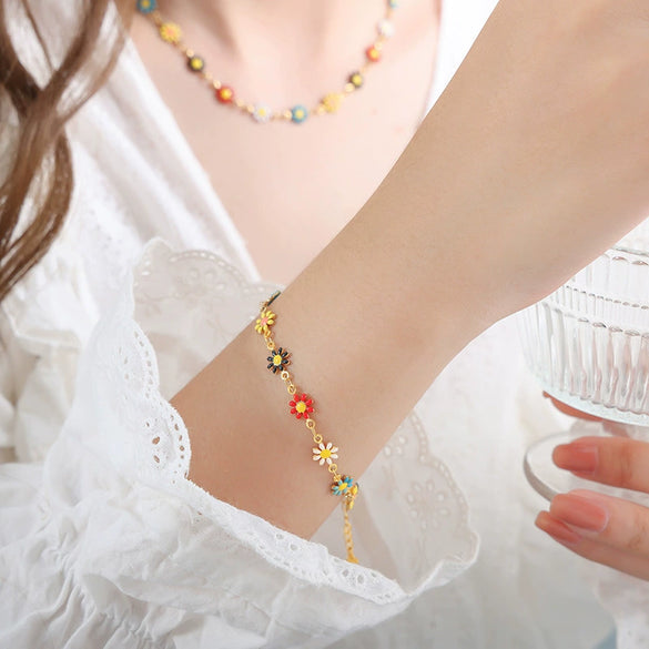 Multicolor Daisy Flower Drop Peach Heart Light Luxury Fashion Jewelry Set With Titanium Steel Stud Earrings And Necklace Gold Plated