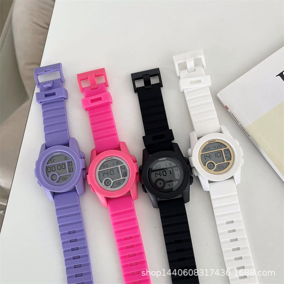 Multifunctional Electronic Watch Plastic Case Silicone Strap Sports Style Universal Gender