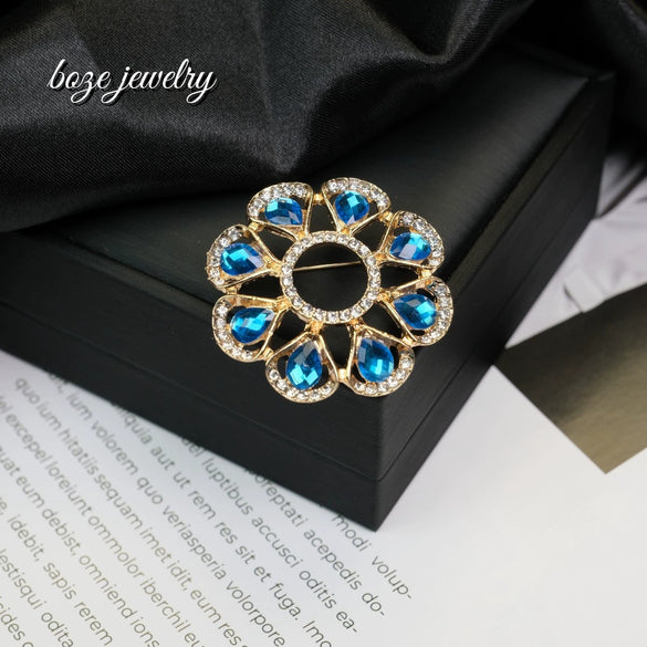 Multifunctional Rhinestone Brooch Zinc Alloy Geometric Electroplating For Women And Unisex