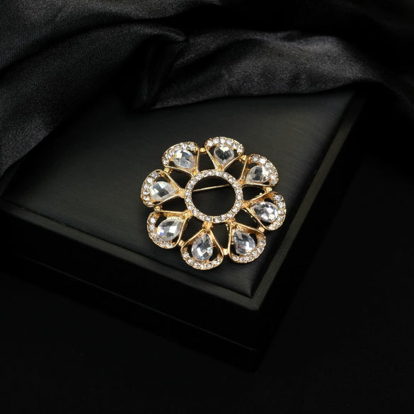 Multifunctional Rhinestone Brooch Zinc Alloy Geometric Electroplating For Women And Unisex