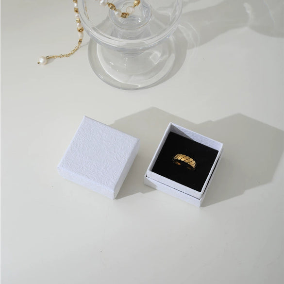 Multistyle Jewelry Packaging Box For Rings And Earrings Made Of Paper And Cardboard