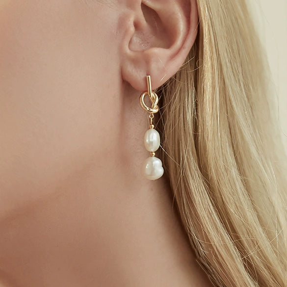 Natural Baroque Pearl Simple Retro Long Knot Slimming Earrings
