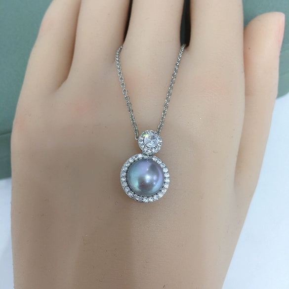 Natural Freshwater Pearl And Zircon Necklace With Gold Craft Flat Round And Steamed Bread Round Pearl Pendant Geometric Style