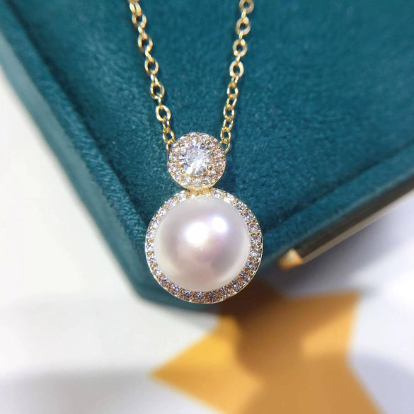 Natural Freshwater Pearl And Zircon Necklace With Gold Craft Flat Round And Steamed Bread Round Pearl Pendant Geometric Style
