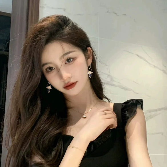 Natural Freshwater Pearl Drop Shape Retro Women's Earrings